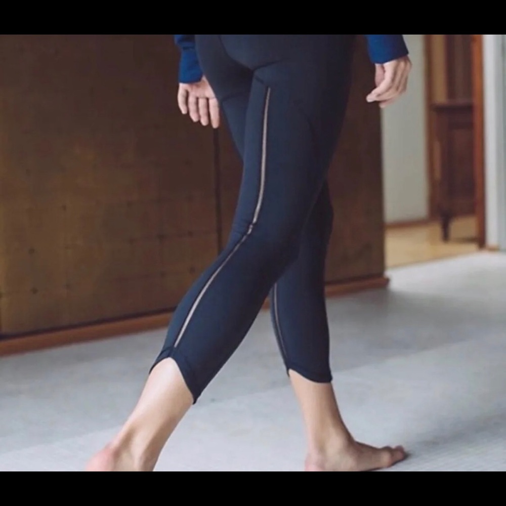 Lululemon Wunder Under Special Edition